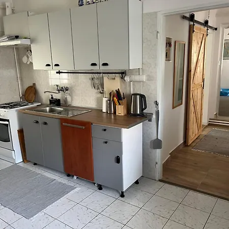 Chaloupka U Kostela
